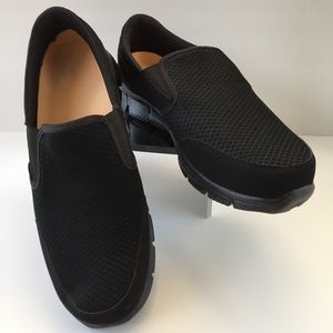 Skechers Black Slip On Sneakers Shoes Size 11.5